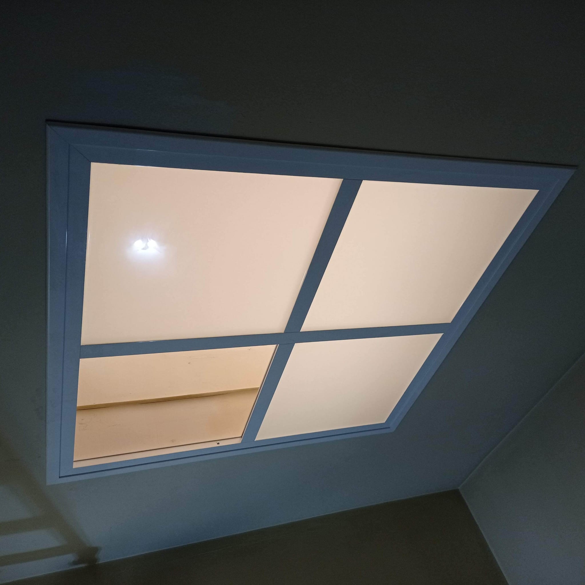 fijo de aluminio con cristal laminado mateado