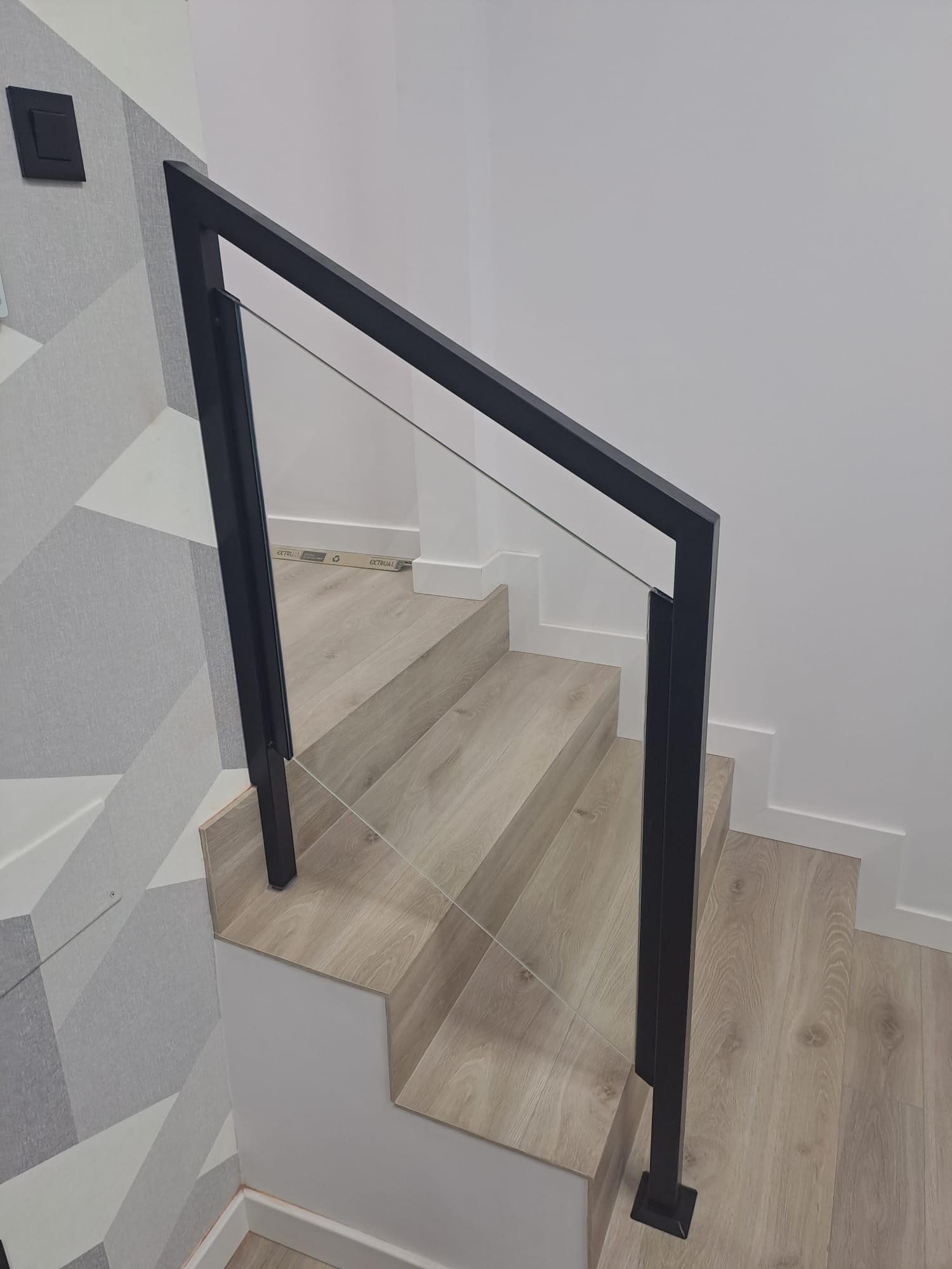 pasamano de hierro con cristal